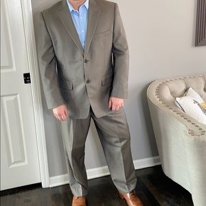 Alfanis Macy’s men’s suit